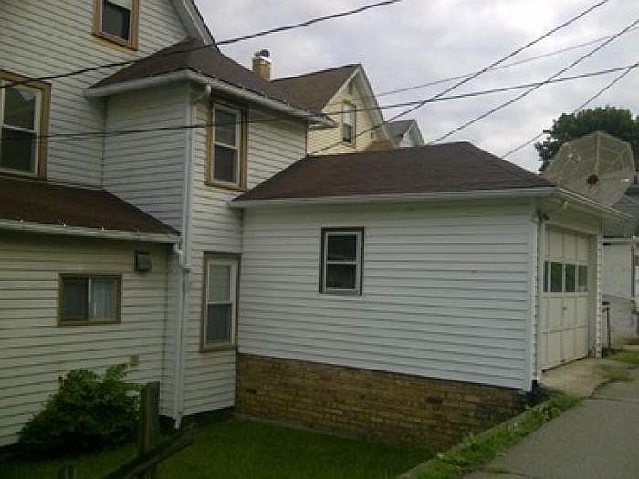2nd image of 717 W Front St
