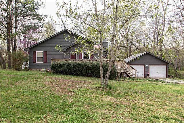 1st image of 231 Hickory Dr