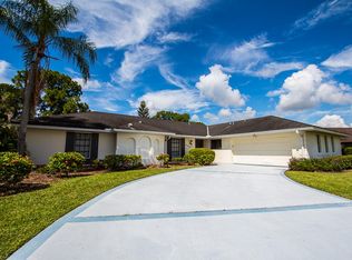 2041 SE Erwin Rd, Pt Saint Lucie, FL 34953