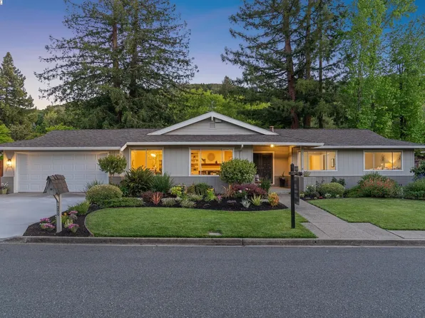 320 Deerfield Dr, Moraga, CA 94556