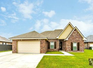379 Port Royal Way, Houma, LA 70360