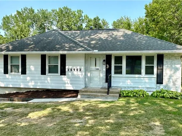 15902 E 35th St S, Independence, MO 64055