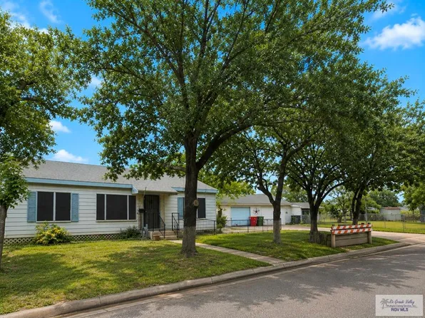 528 Villa Verde Dr, Brownsville, TX 78521