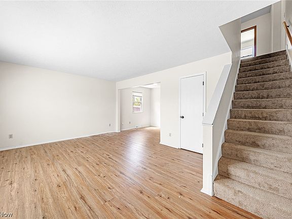 5th image of 9020 Memphis Ave