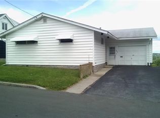 210 Pharis St, Syracuse, NY 13204