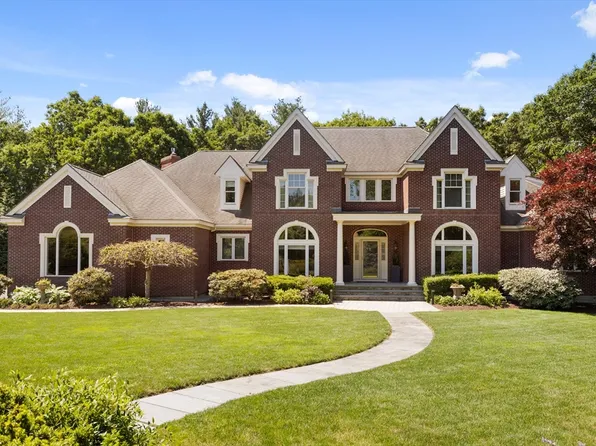 7 Chieftain Ln, Natick, MA 01760