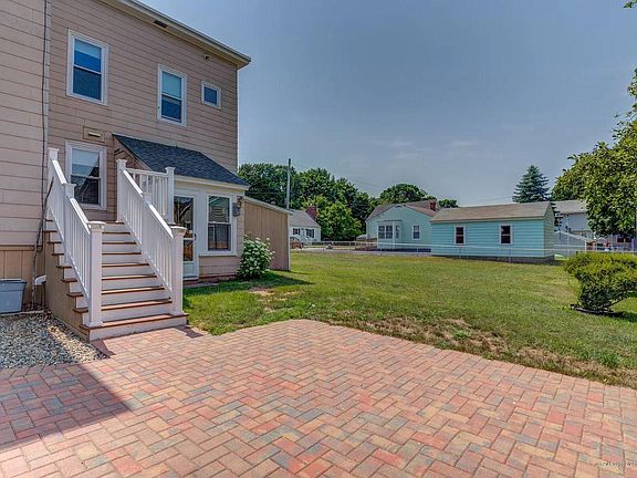3rd image of 1-9 Liberty Ave #1