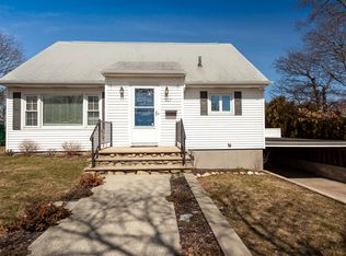 517 Wood St, New Bedford, MA 02745
