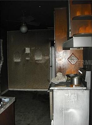 5th image of 400 S 14th St
