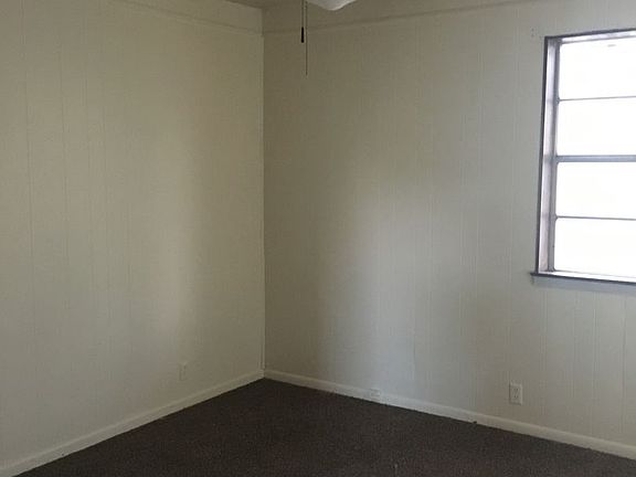 4th image of 1525 Portland Ave APT A
