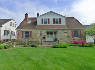 22000 Halworth Rd, Beachwood, OH 44122