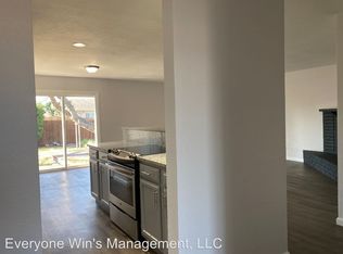 5660 Pearce St, The Colony, TX 75056