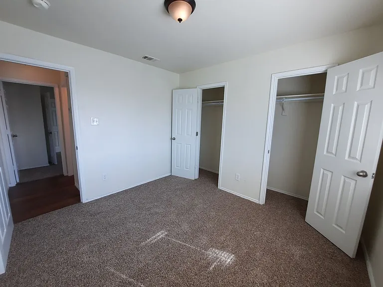 1016 Glenhaven Dr — Photo 21