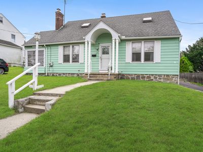 261 Colony Street, Fairfield, CT, 06824