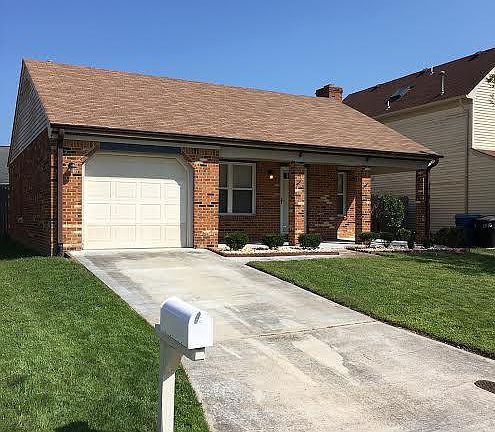 2nd image of 1912 Stanhope Ct