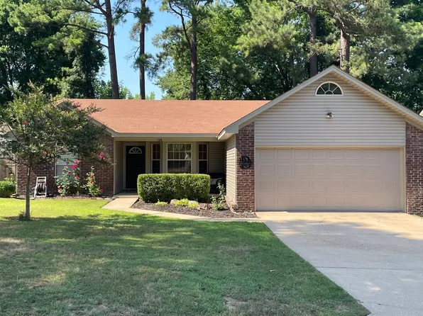 108 Laver Cir, Little Rock, AR 72210
