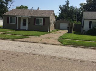 3922 10th Ave, Moline, IL 61265