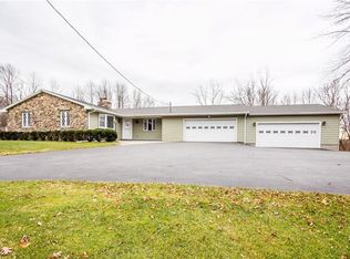 7255 Lane Rd, Victor, NY 14564