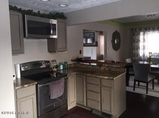 19173 M 60, Three Rivers, MI 49093