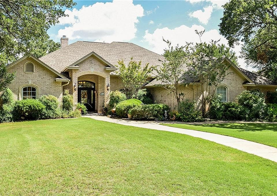 1st image of 6302 Westover Dr
