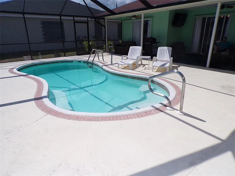 15624 Hennipen Cir — Photo 30