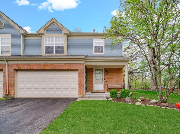 915 Old Oak Cir, Algonquin, IL 60102