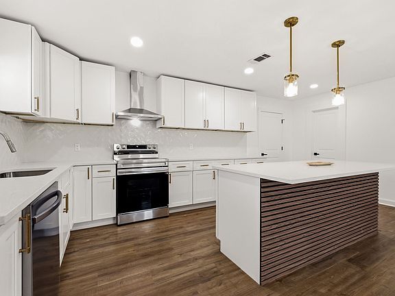 3rd image of 544 Bethel Rd