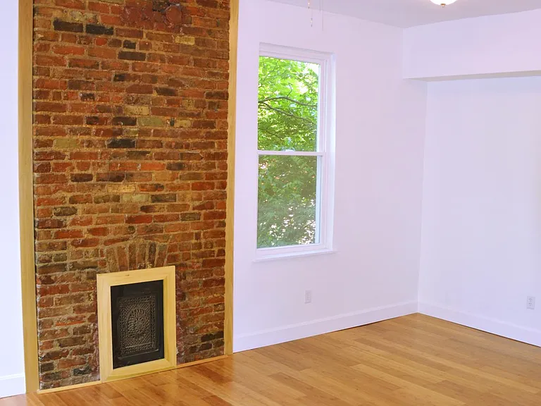 221 Renner St #2 — Photo 24