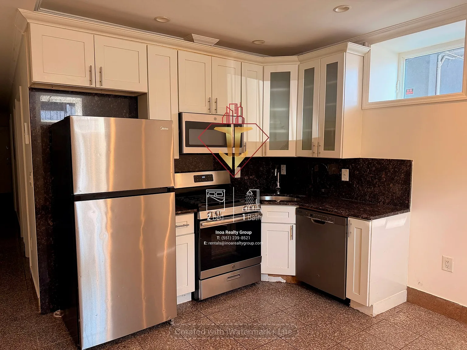 2 bed, 900 sqft, $2,000 — Photo 1
