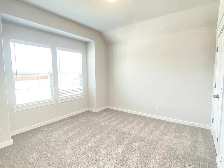 4011 Goldfinch Hvn — Photo 30