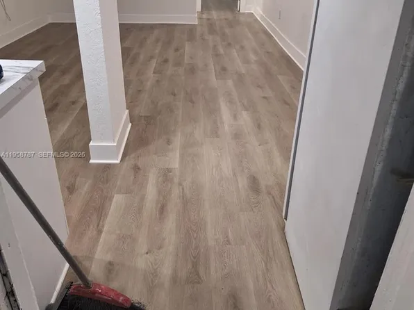 1236 NW 4th Ave #5, Fort Lauderdale, FL 33311