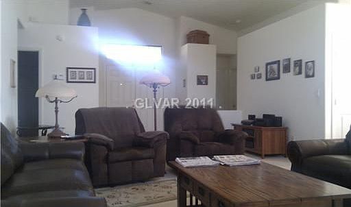 5th image of 1208 Gary Carmena Ave