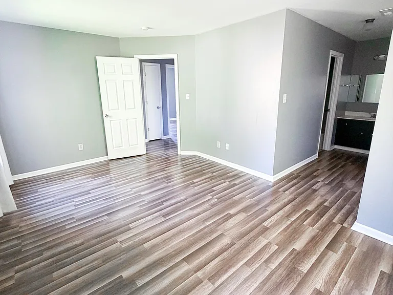 308 Overdale Cir — Photo 17