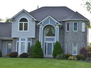 7350 Sachem Trl, Victor, NY 14564