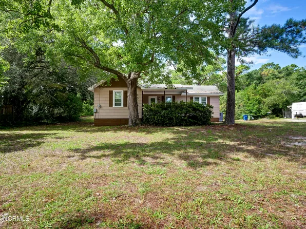 209 Wood Dale Drive, Wilmington, NC 28403