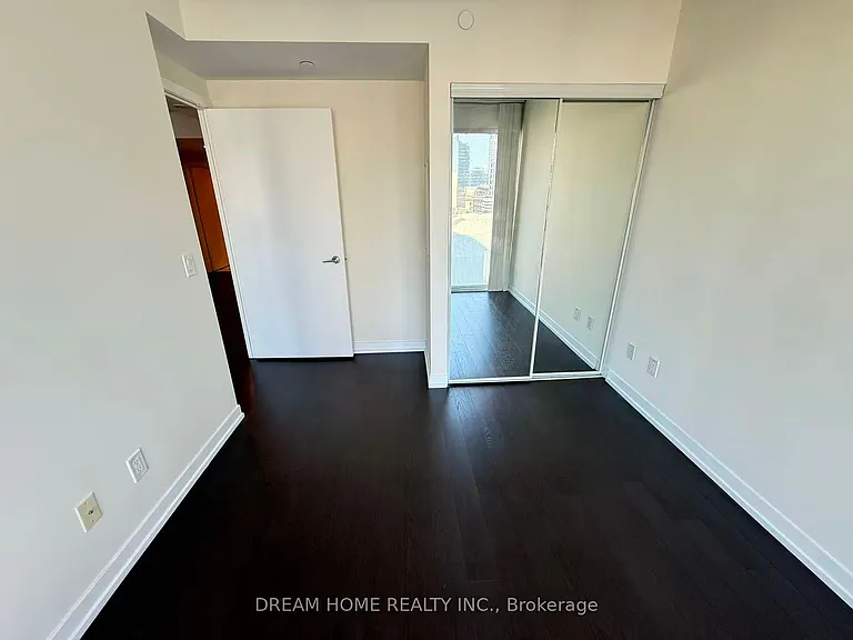 85 Wood St #1905 — Photo 6
