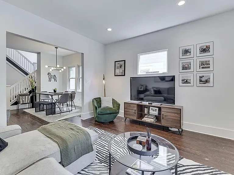 818 Parkway Ave — Photo 8