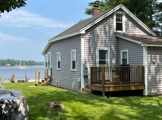 15 Wentworth Ter, Dover, NH 03820