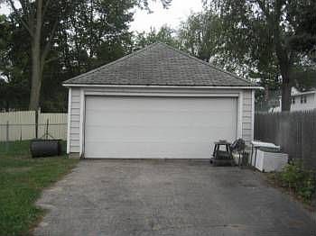 4th image of 3253 Chesnut Ave SW