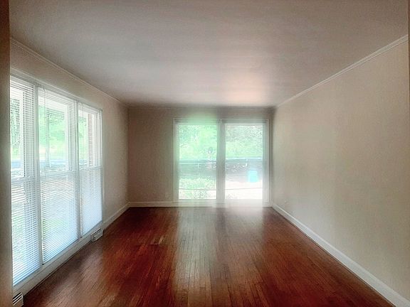 4th image of 101 E Lakeview Dr
