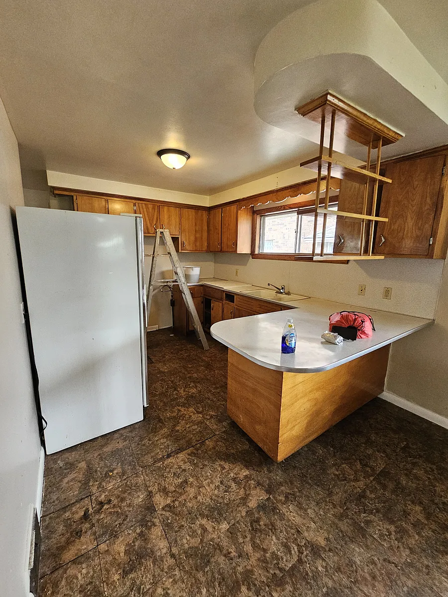 Building Photo - 360 E Auburndale Ave