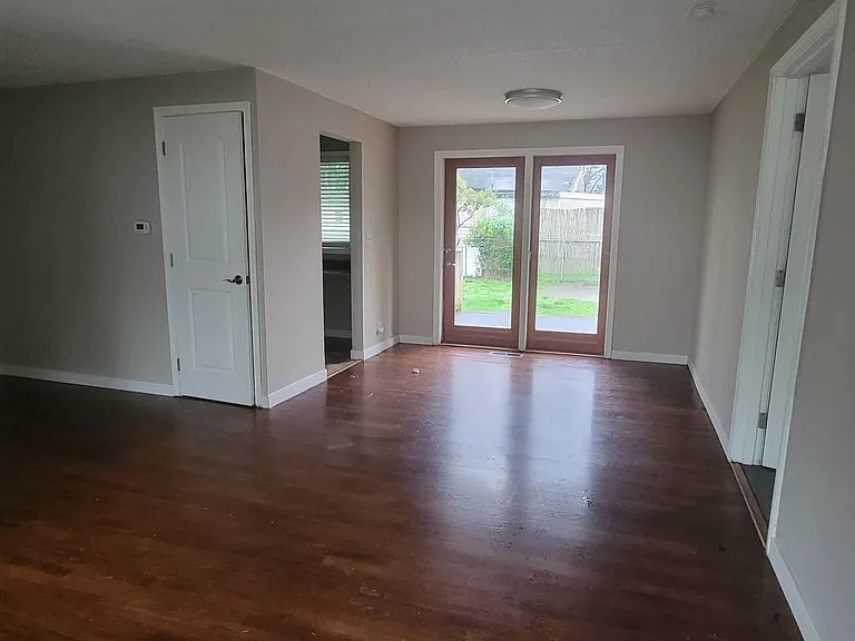 8615 John Dower Rd SW — Photo 22