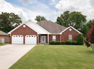 115 Pin Oak Dr, Florence, AL 35633