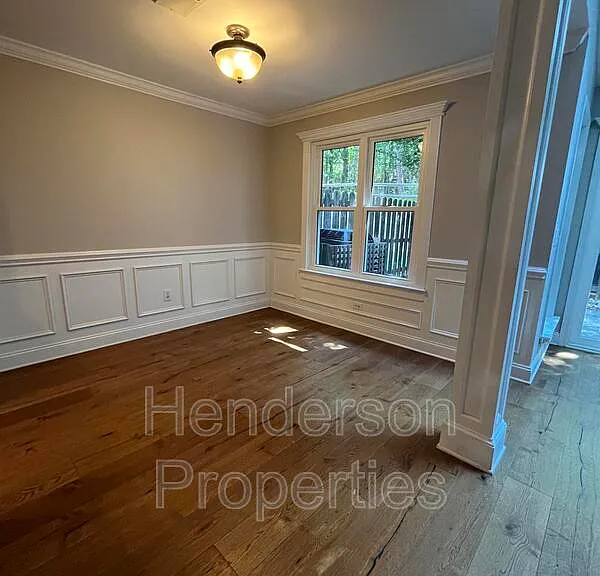 9330 Timothy Ct — Photo 3