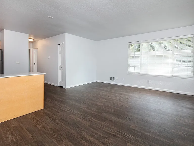Erwin Estates — Photo 21