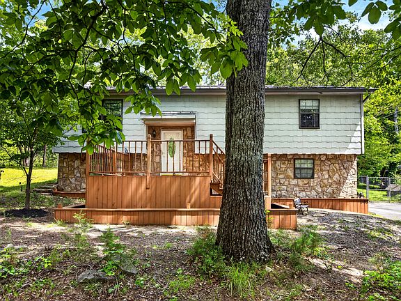 2nd image of 8920 Birchwood Pike