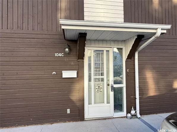 213 Main STREET #104c, Martensville, SK S0K 2T0