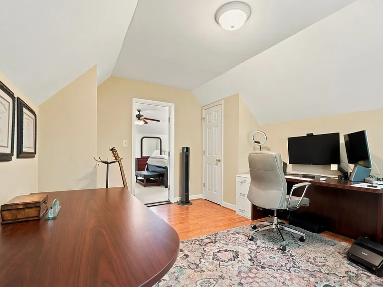 2306 Strawberry Ln — Photo 23
