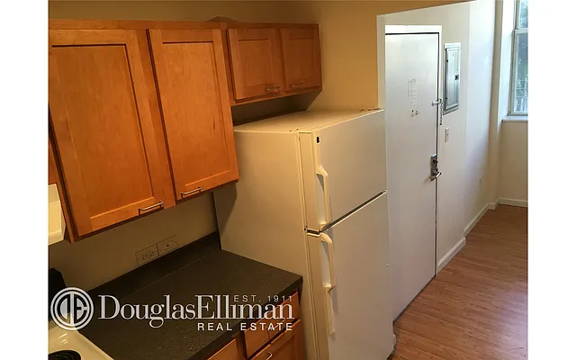 Rented by Douglas Elliman | media 59