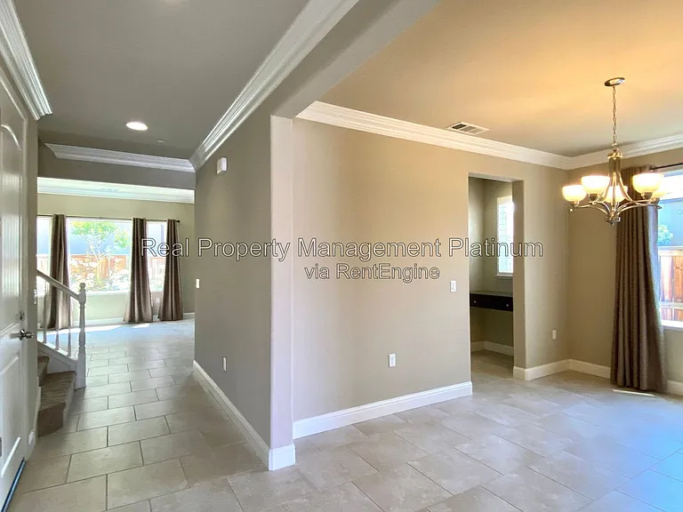 2141 W Juliet Way — Photo 11